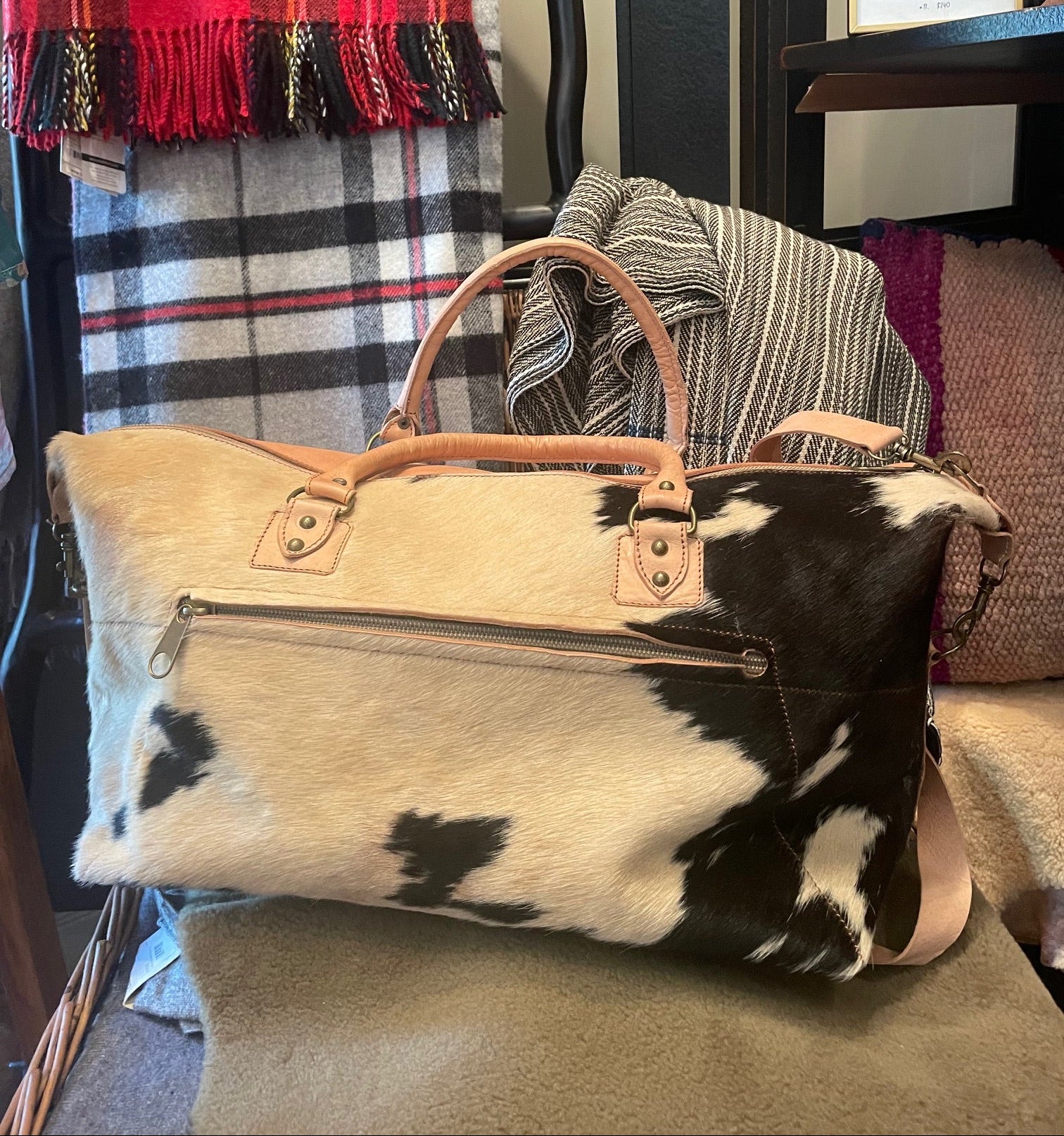 Moroccan Weekender Bag - Cow Hide